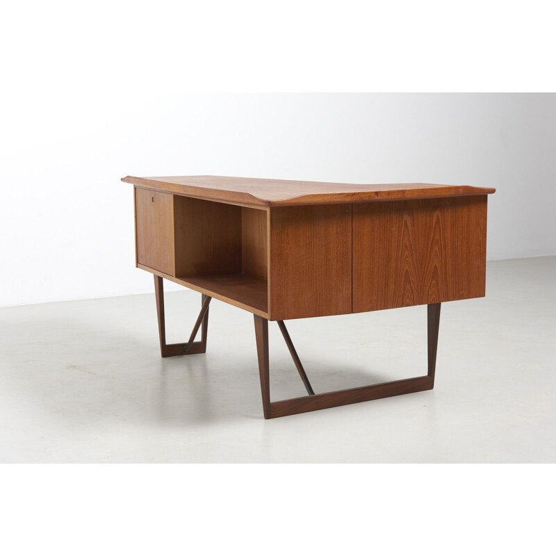 Vintage "boomerang" desk by Peter Løvig Nielsen, 1950s