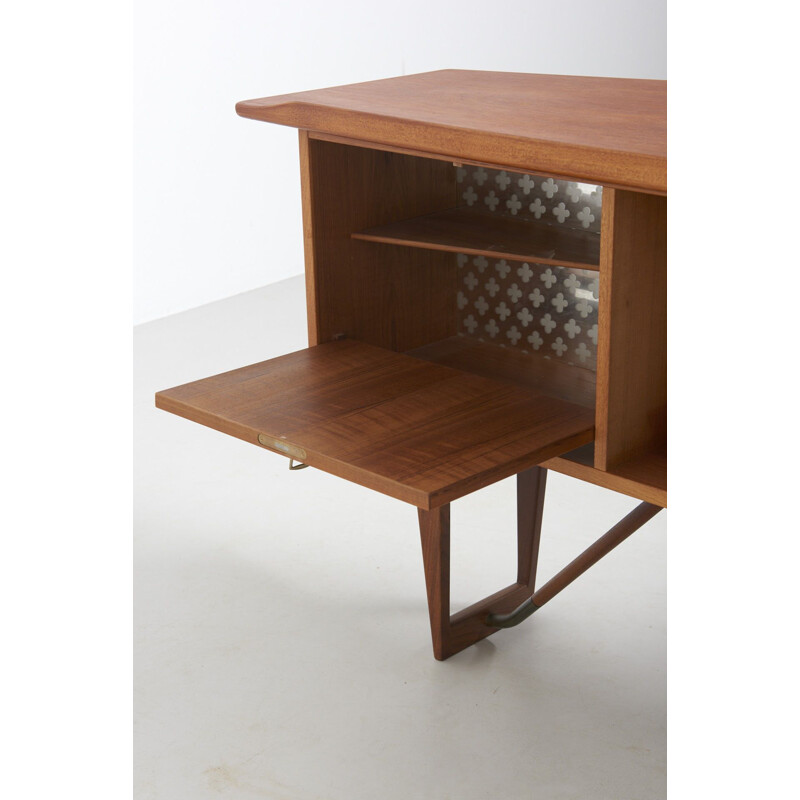 Vintage "boomerang" desk by Peter Løvig Nielsen, 1950s