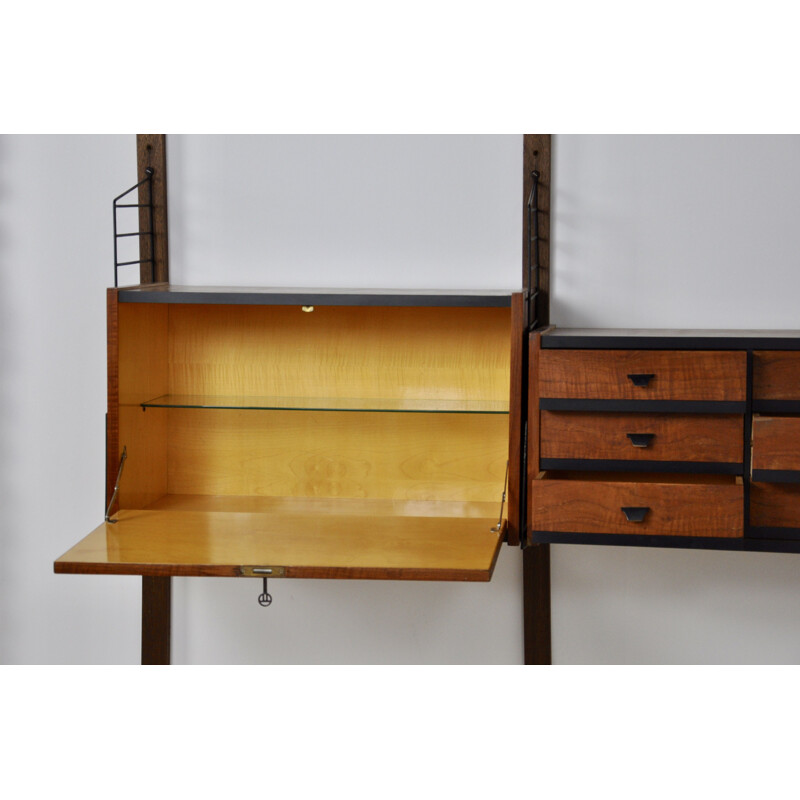 Vintage wooden wall unit, Italy, 1960s