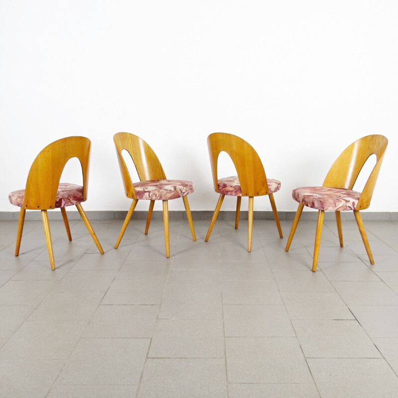 Ensemble de chaises à repas vintage d'Antonin Suman, 1960