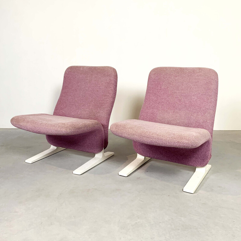 Vintage pair of lilac Concorde Easy Chairs by Pierre Paulin for Artifort, 1960s