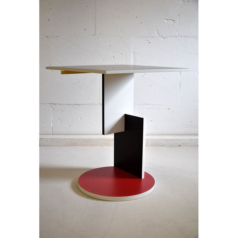 Vintage "Schroeder 1" side table by Gerrit Rietveld for Cassina