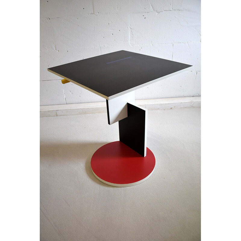 Vintage "Schroeder 1" side table by Gerrit Rietveld for Cassina