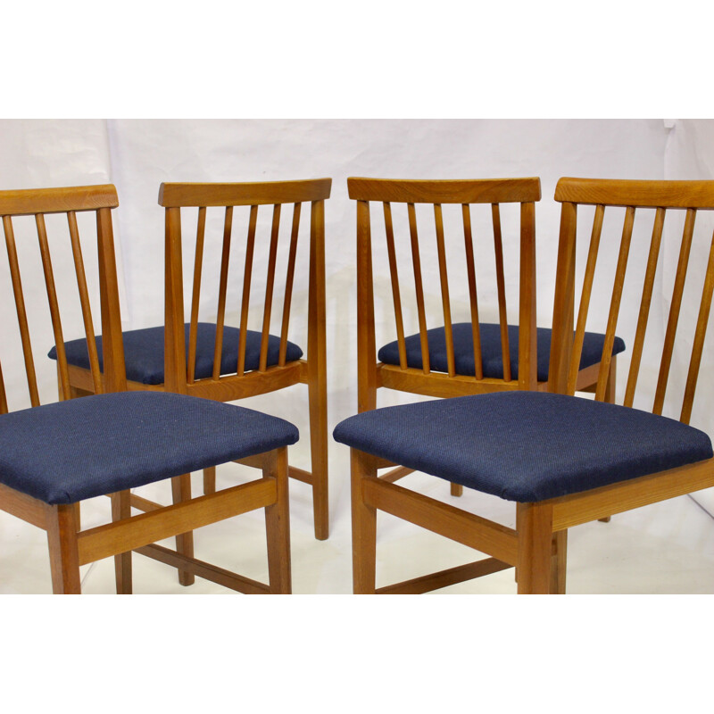 Set of 4 Scandinavian vintage chairs in blue fabric and beech, 1950s