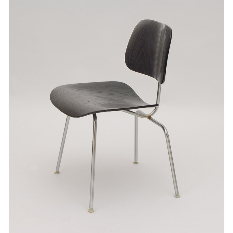 Vitra black dinning chair in steel and plywood, EAMES - 1960s