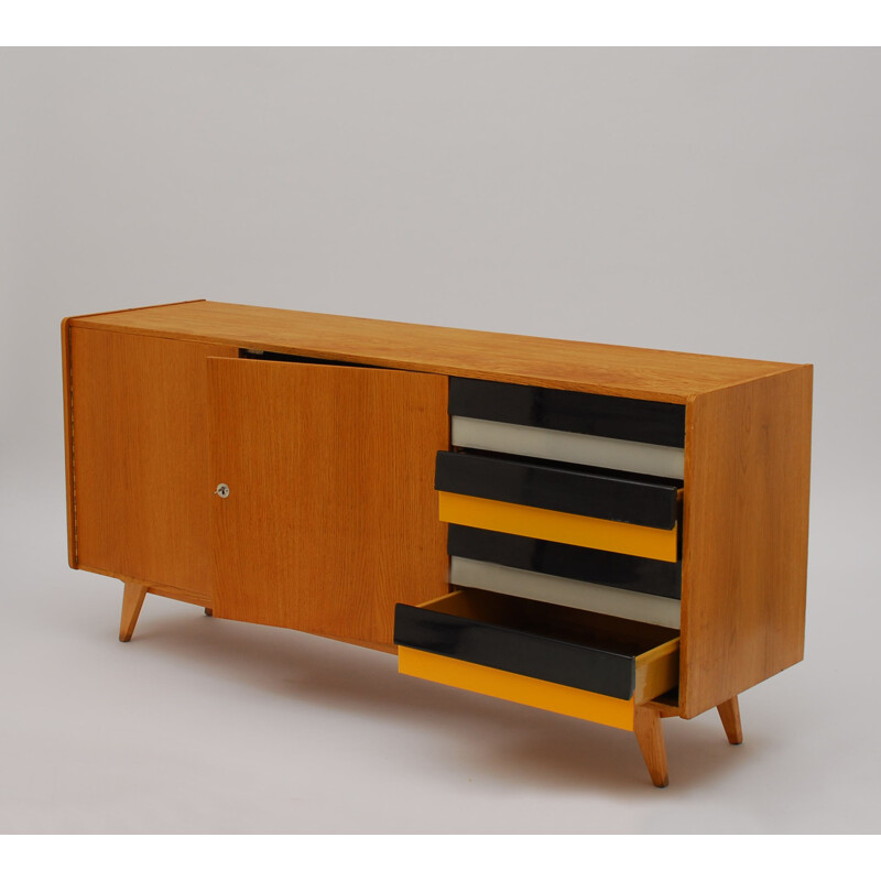 Interiér Praha Czech "U460" sideboard in oakwood, Jiri JIROUTEK - 1960s