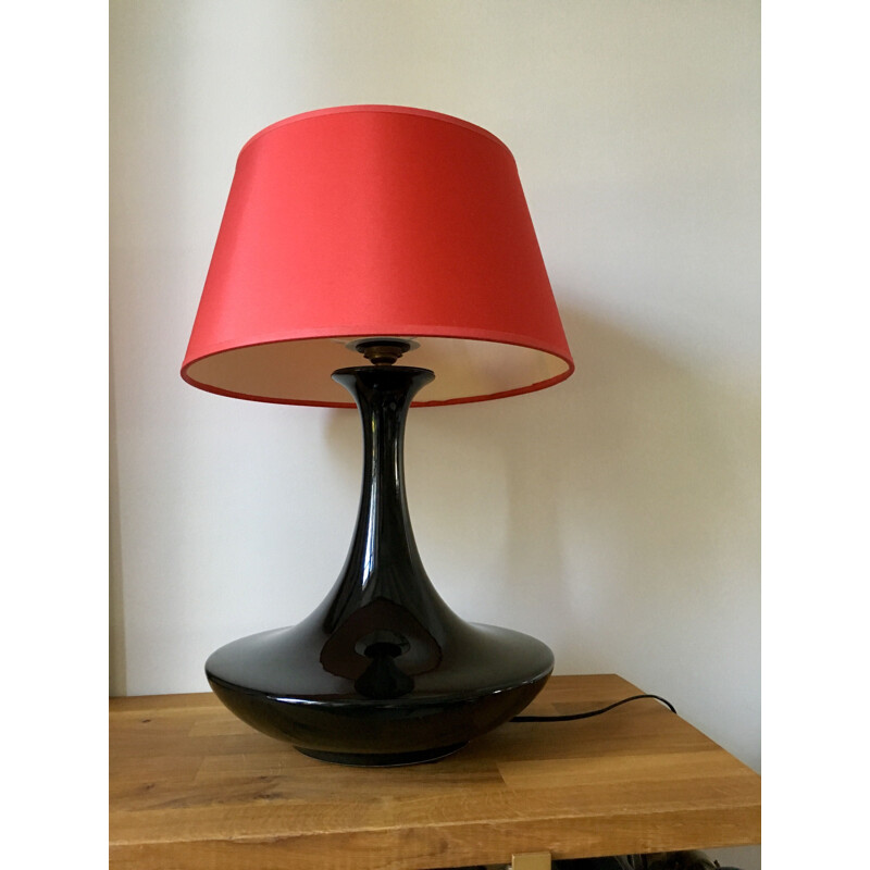 Vintage black and red ceramic lamp