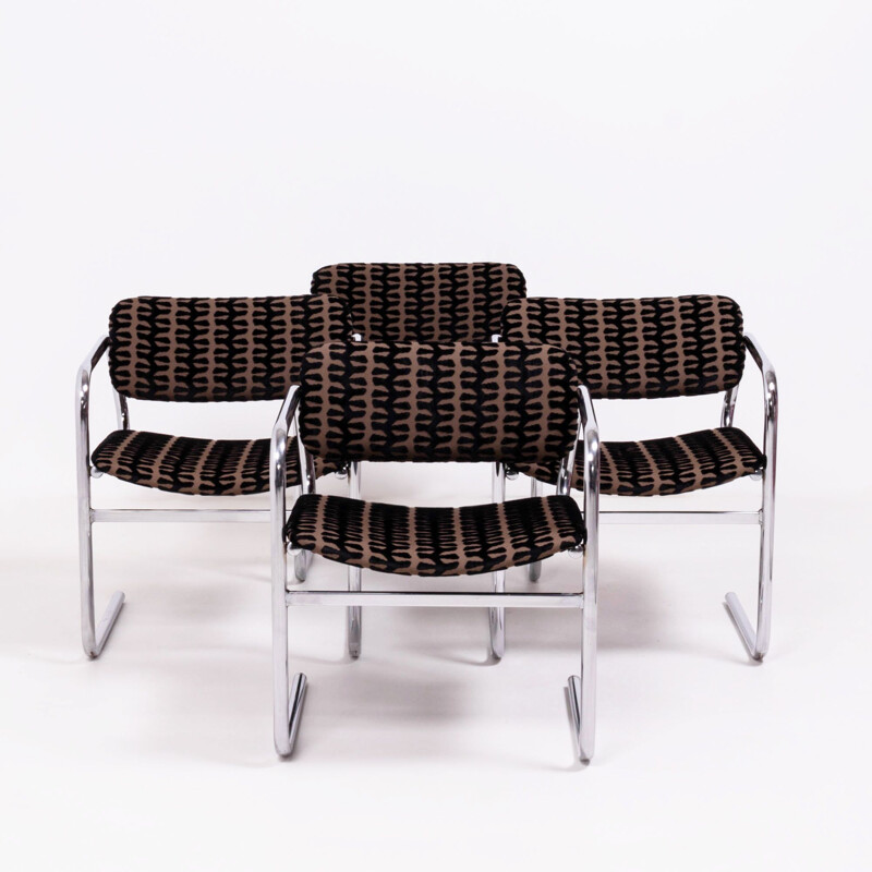Lot de 4 chaises vintage en tissu brun et noir de Pieff 