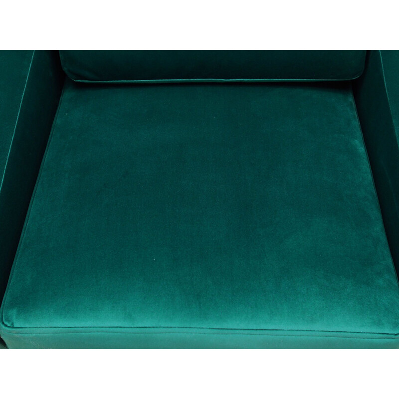 Vintage armchair in green velvet, 1960-70s