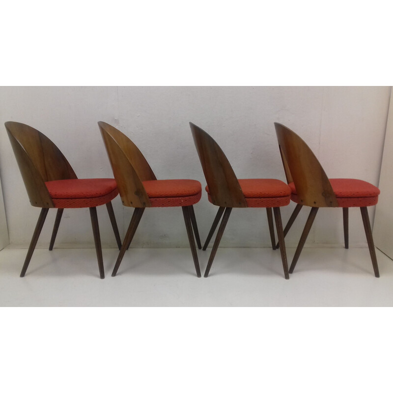 Conjunto de 4 sillas de comedor de Antonín Šuman, 1960