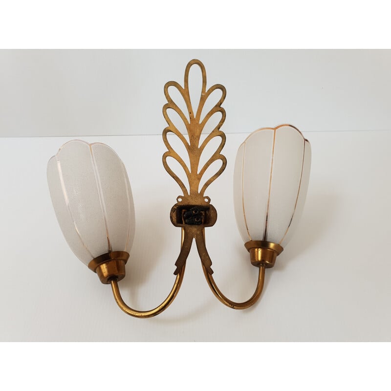 Vintage wall lamp in gilded brass and glass, France 1950