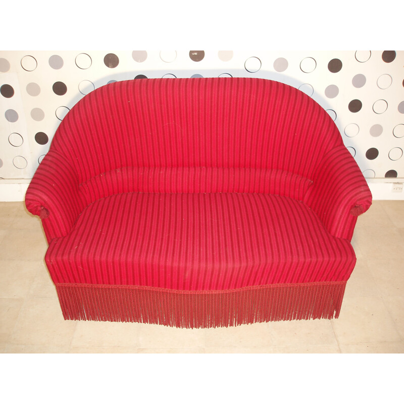 Vintage 2-seater red velvet sofa