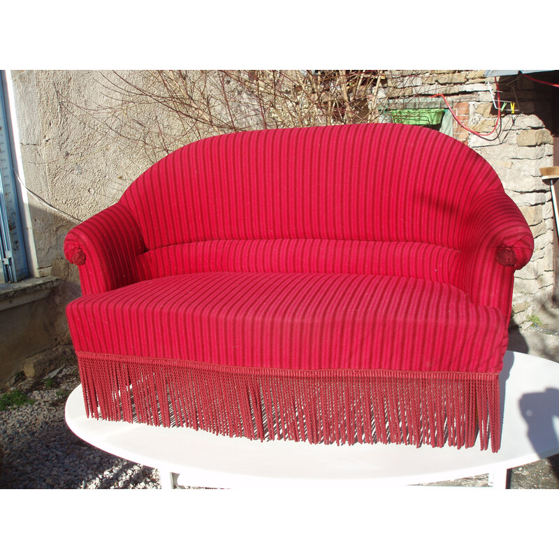Canapé vintage 2 places en velours rouge