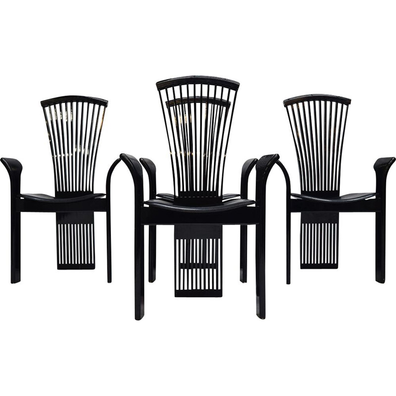 Ensemble de 4 chaises à repas vintage noires italiennes de Pietro Costantini, 1980