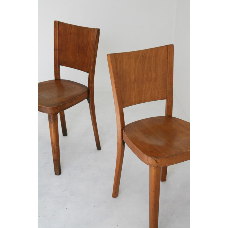 Coppia di sedie da pranzo vintage in legno curvato di Thonet