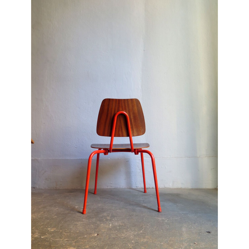 Vintage chair in plywood and orange metal, 1950s