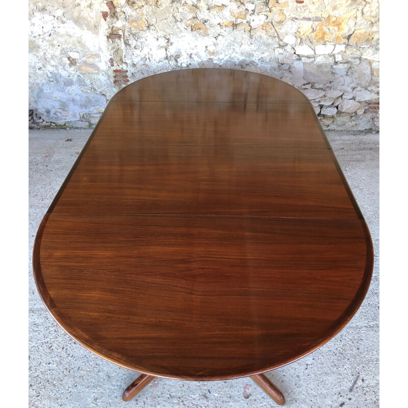 Scandinavian extensible rosewood dining table by CJ Rosengaarden 1960