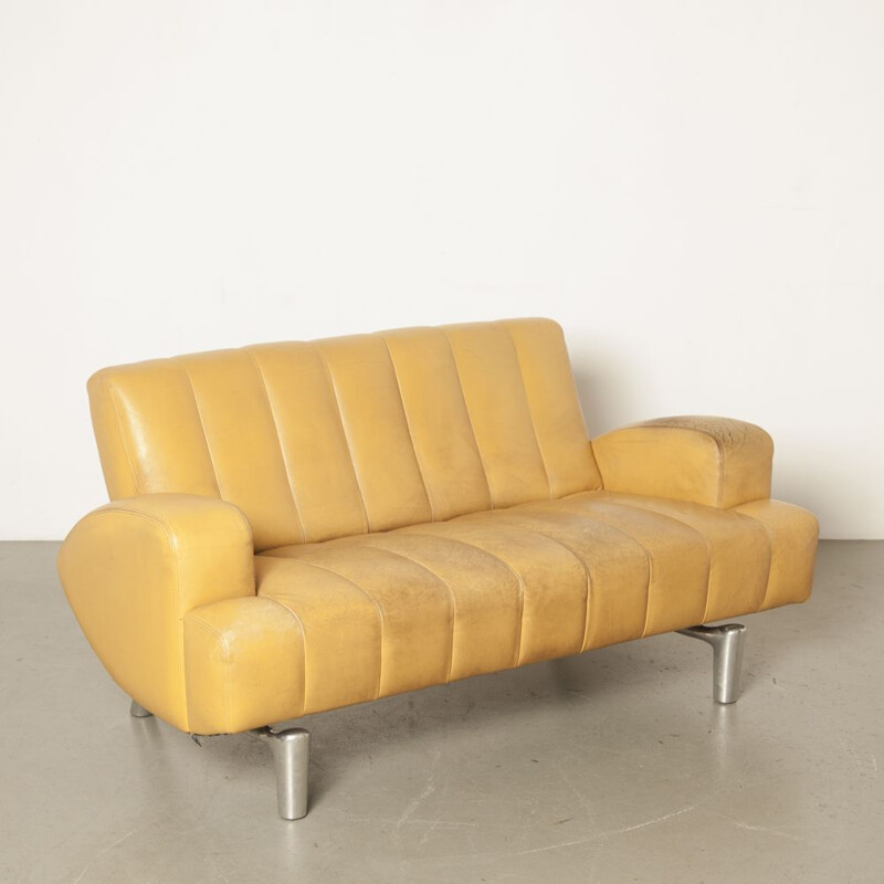 Vintage yellow sofa "Wizard" by Hugo de Ruiter for Leolux