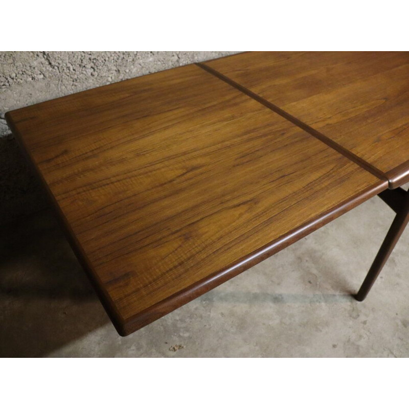 Scandinavian extensible teak dining table Samcom 1960