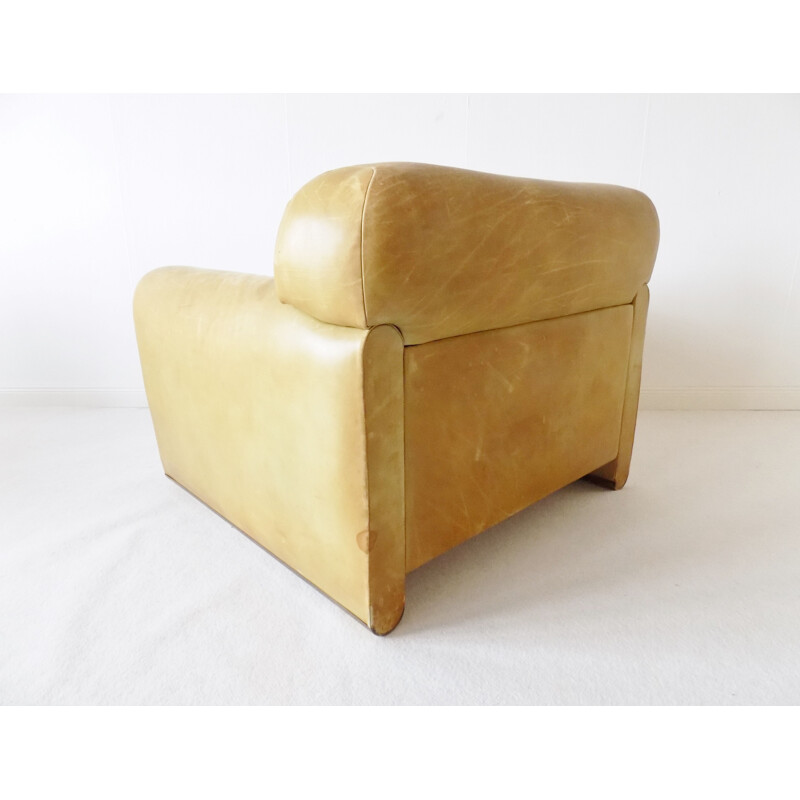 Vintage mustard colored leather armchair by Poltrona Frau