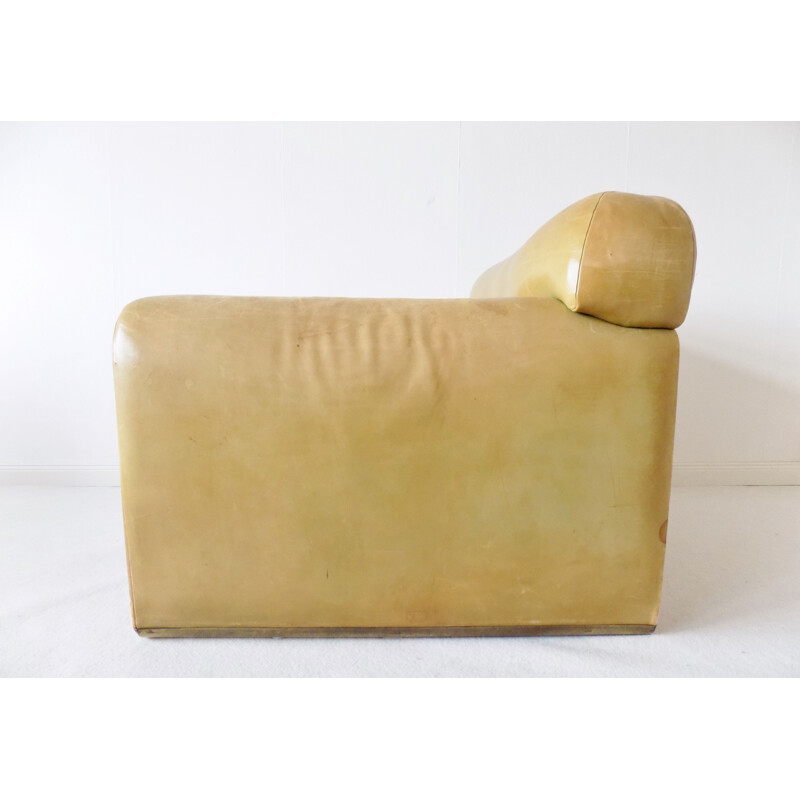 Vintage mustard colored leather armchair by Poltrona Frau