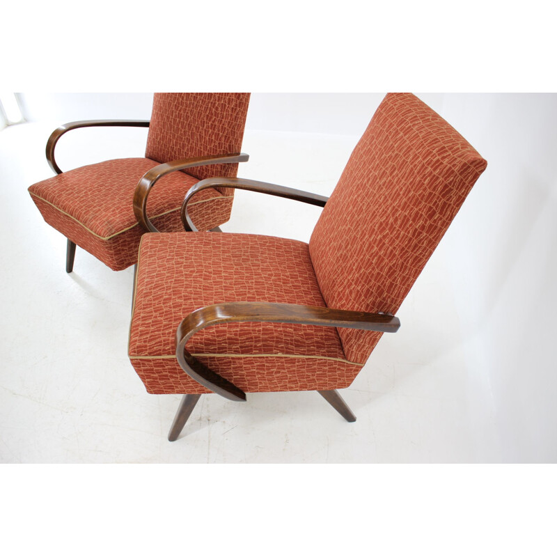 Pair of armchairs by Jindřich Halabala, 1950s