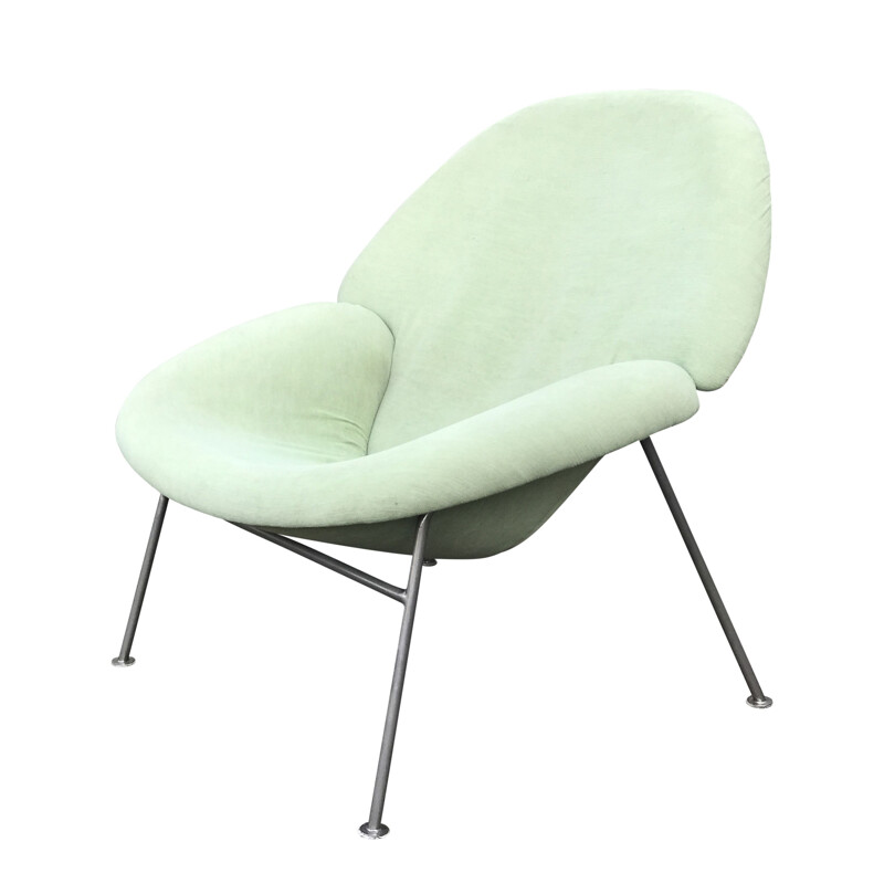 Vintage F555 space age lounge chair by Pierre Paulin for Artifort 1960s