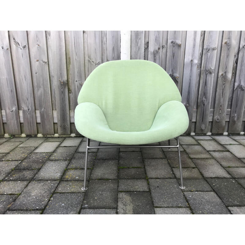 Vintage F555 space age lounge chair by Pierre Paulin for Artifort 1960s