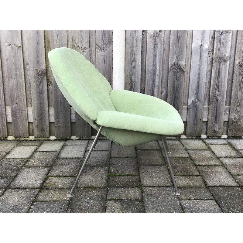 Vintage F555 space age lounge chair by Pierre Paulin for Artifort 1960s