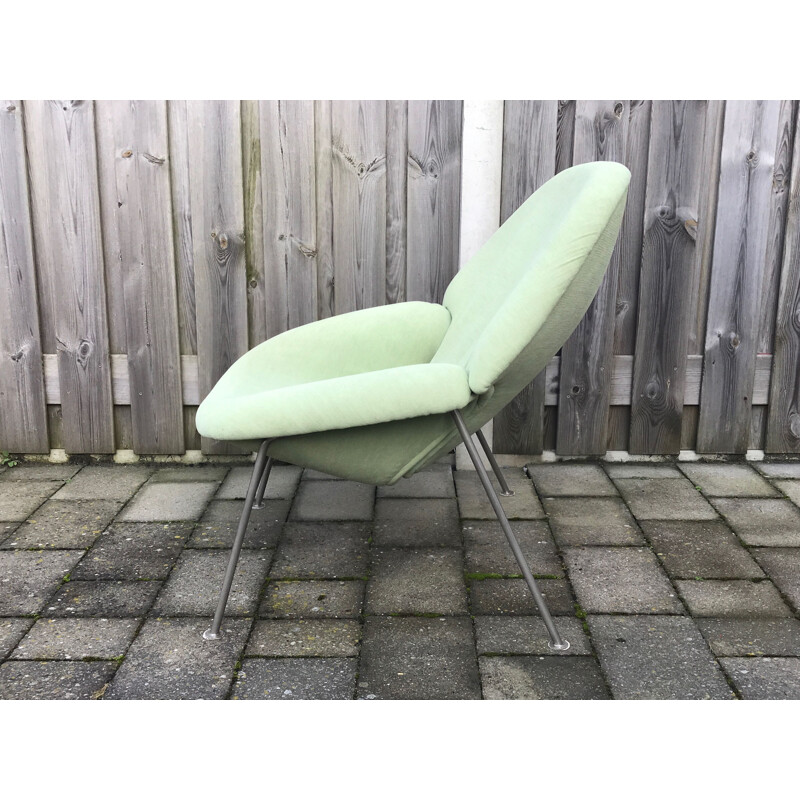 Vintage F555 space age lounge chair by Pierre Paulin for Artifort 1960s