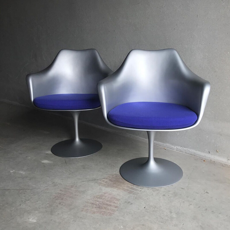 Lot de 6 chaises pivotantes Vintage Tulip de Eero Saarinen pour Knoll International, 2008