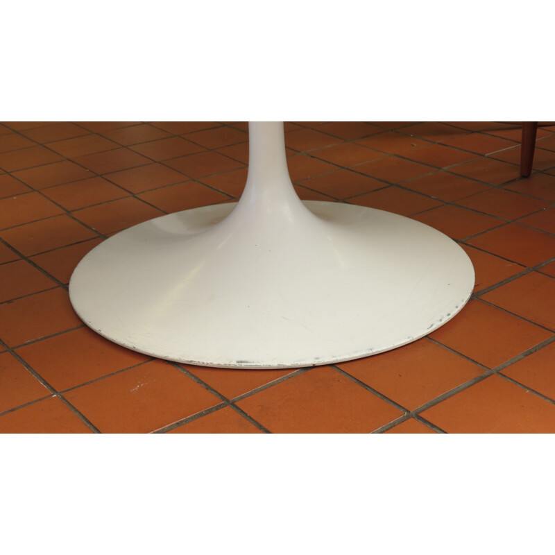 Knoll International white dining table, Eero SAARINEN - 1970s