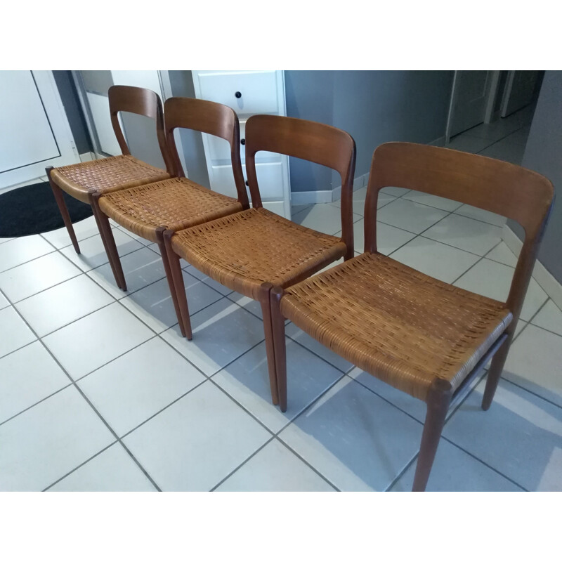 Suite of 4 vintage chairs by Niels Otto Moller, 1960s