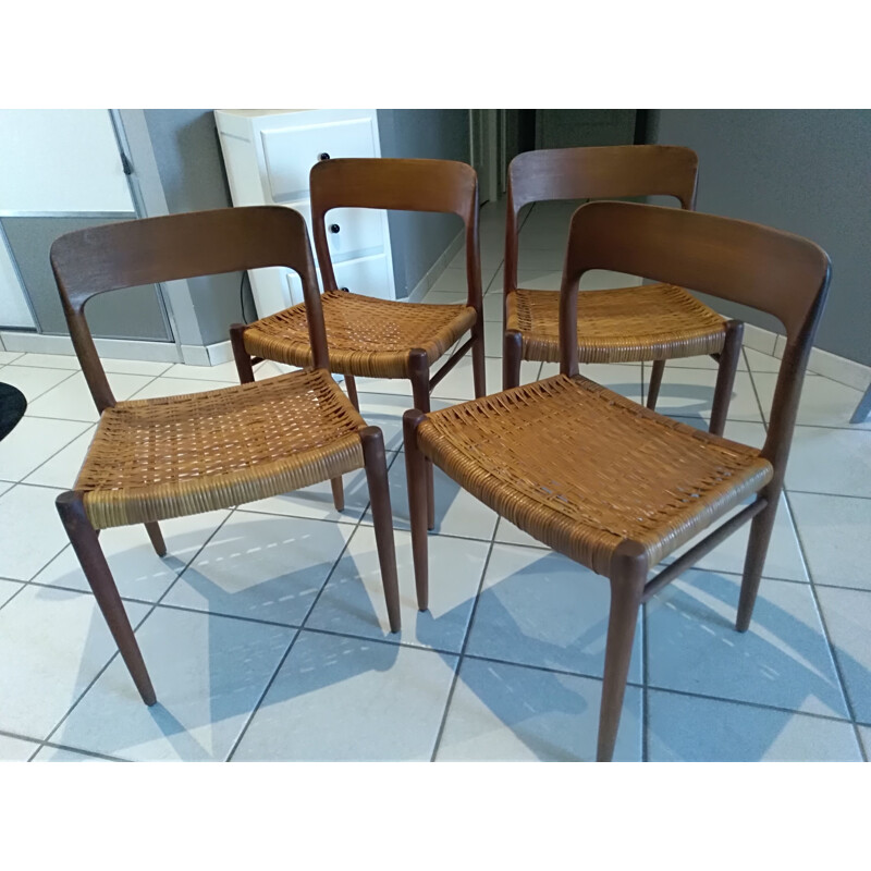 Suite of 4 vintage chairs by Niels Otto Moller, 1960s