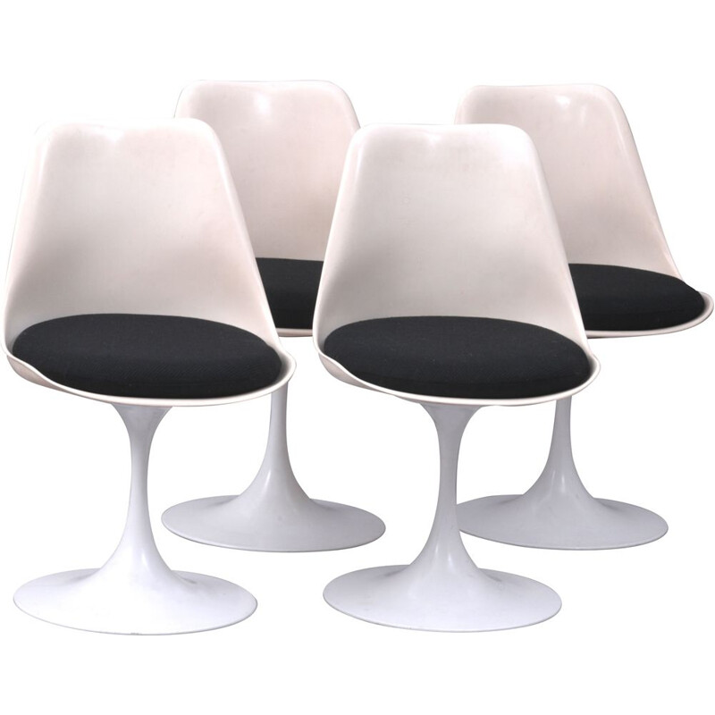 Lot de 4 chaises Tulip vintage conçues par Eero Saarinen