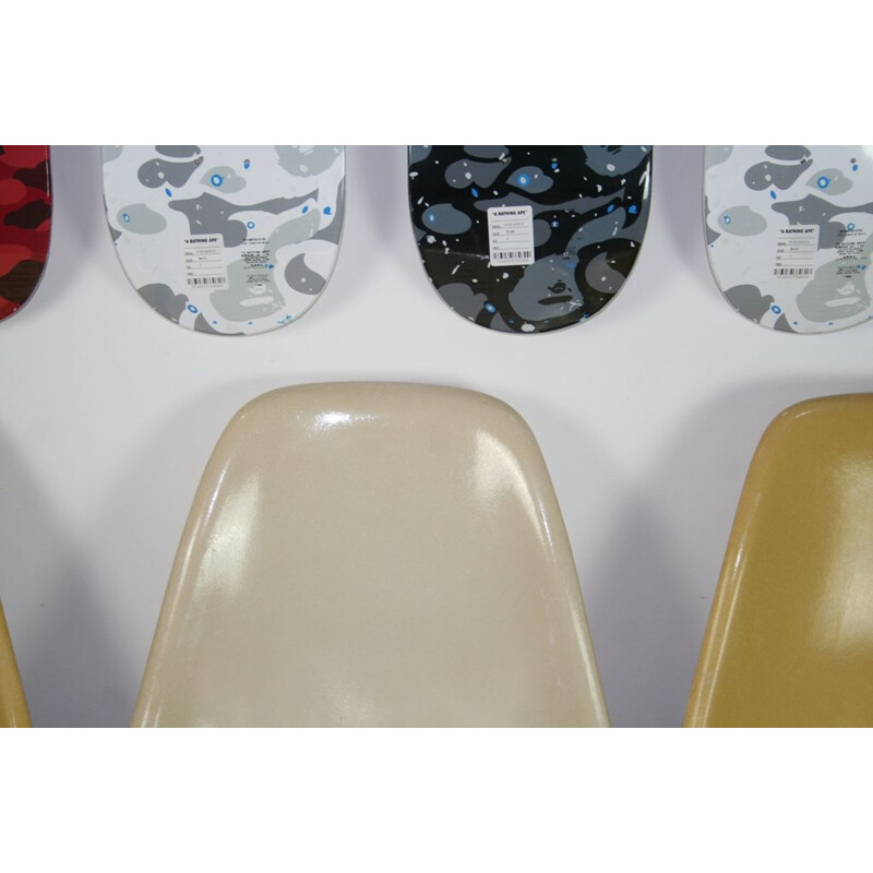 Série de 4 chaises vintage DSX en fibre de verre par Charles & Ray Eames pour Herman Miller