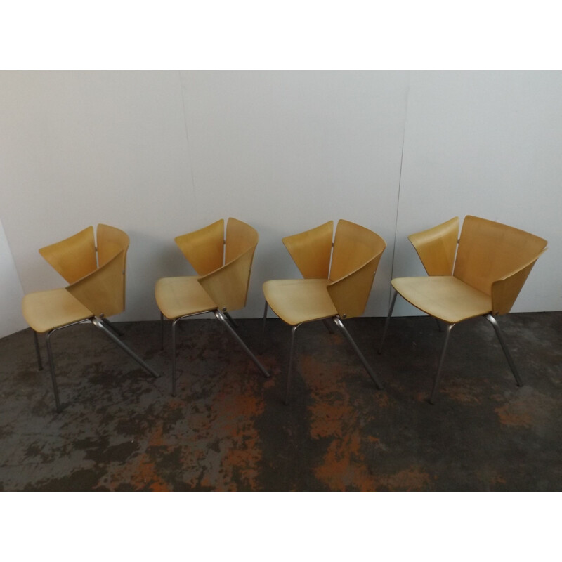 Vintage set of 4 VM02 chairs by Vico Magistretti for Fritz Hansen