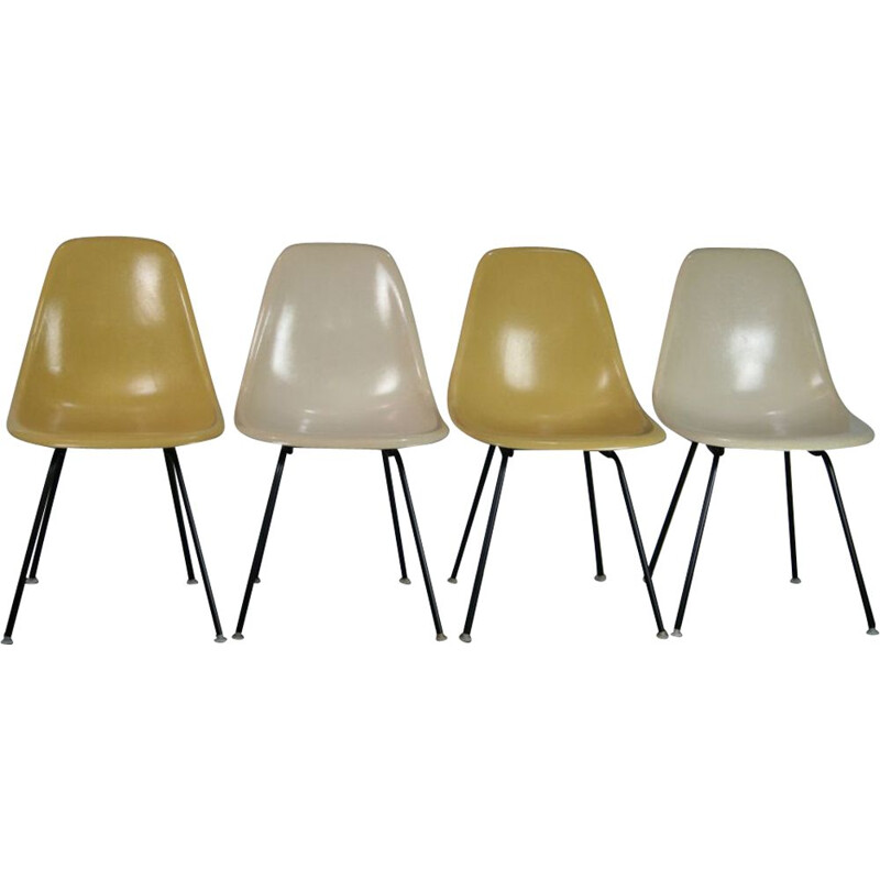 Series of 4 vintage DSX fiberglass chairs by Charles & Ray Eames for Herman Miller