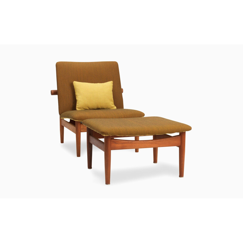 Vintage armchair "Japan Chair" and its ottoman by Finn Juhl 1963