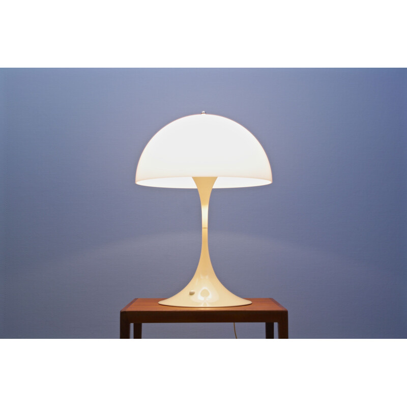 Vintage early edition table lamp "Panthella" in white by Louis Poulsen for Verner Panton, 1970