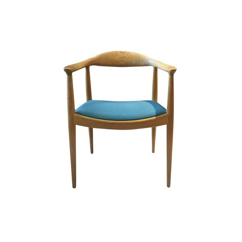 Pair of "Round" chairs in oakwood and fabric, Hans J. WEGNER - 1950s