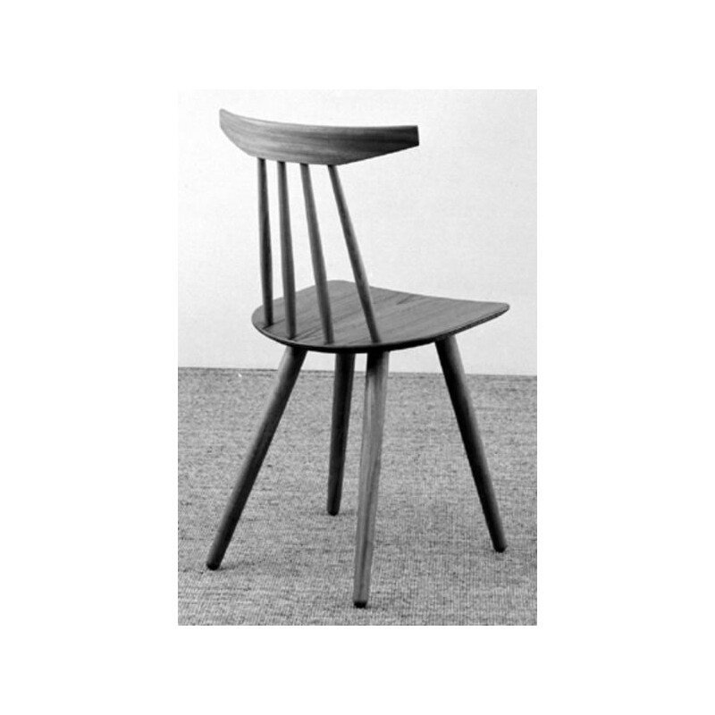 Set of 4 "Spindle back" chairs, model 370 by Poul Volther for Møbelfabrik 1961