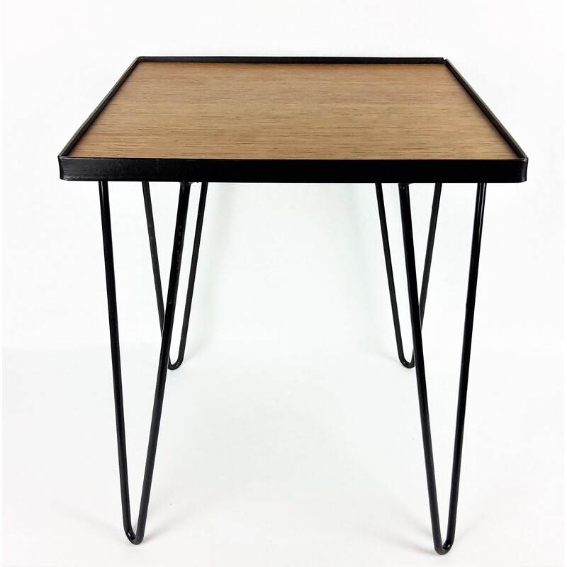 Table d'appoint vintage en chêne et métal noir, 1950