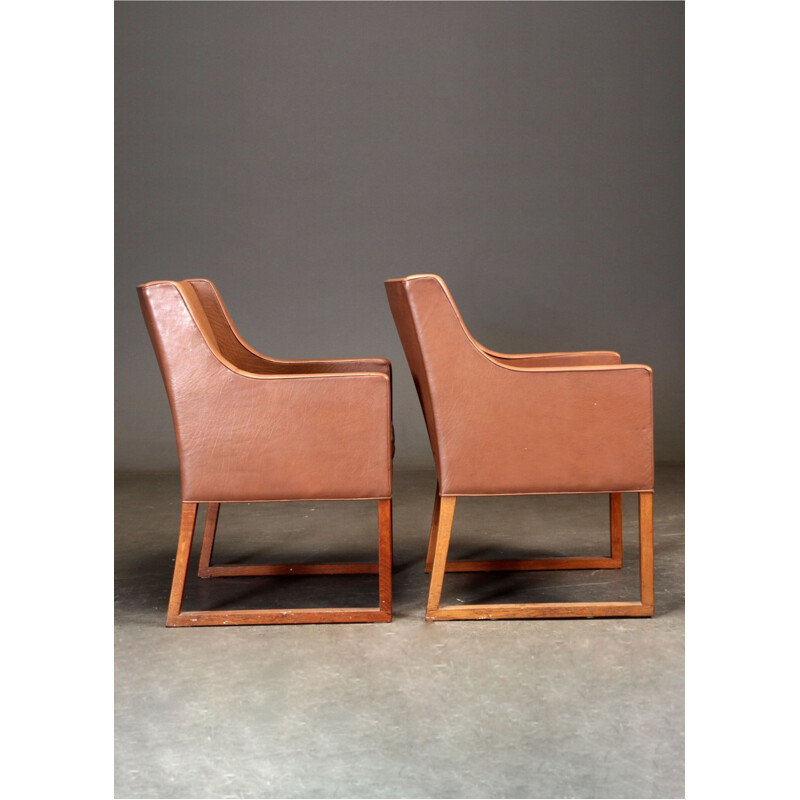 Pair of vintage armchairs upholstered with brown leather Borge Mogensen model 3246 from Fredericia, 1970