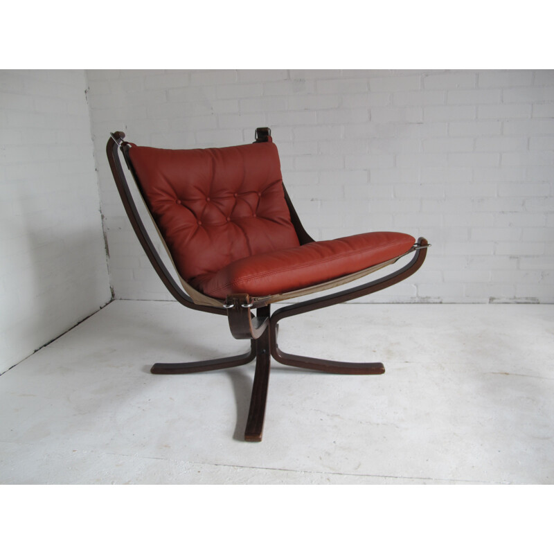 Vatne Mobler Scandinavian "Falcon" armchair in orange leather, Sigurd RESSEL - 1960s