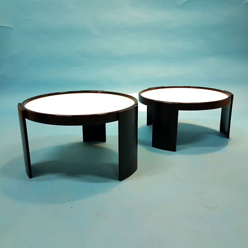 Pair of nesting tables by Gianfranco Frattini for Cassina