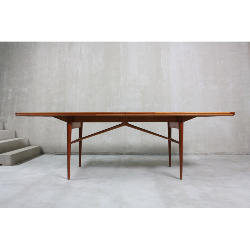 Vintage Extendable Dining Table by Robert Heritage for Archie Shine, 1950s