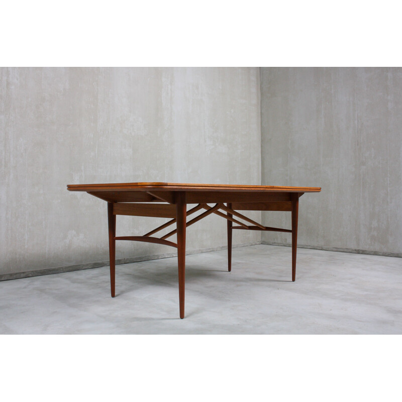 Vintage Extendable Dining Table by Robert Heritage for Archie Shine, 1950s