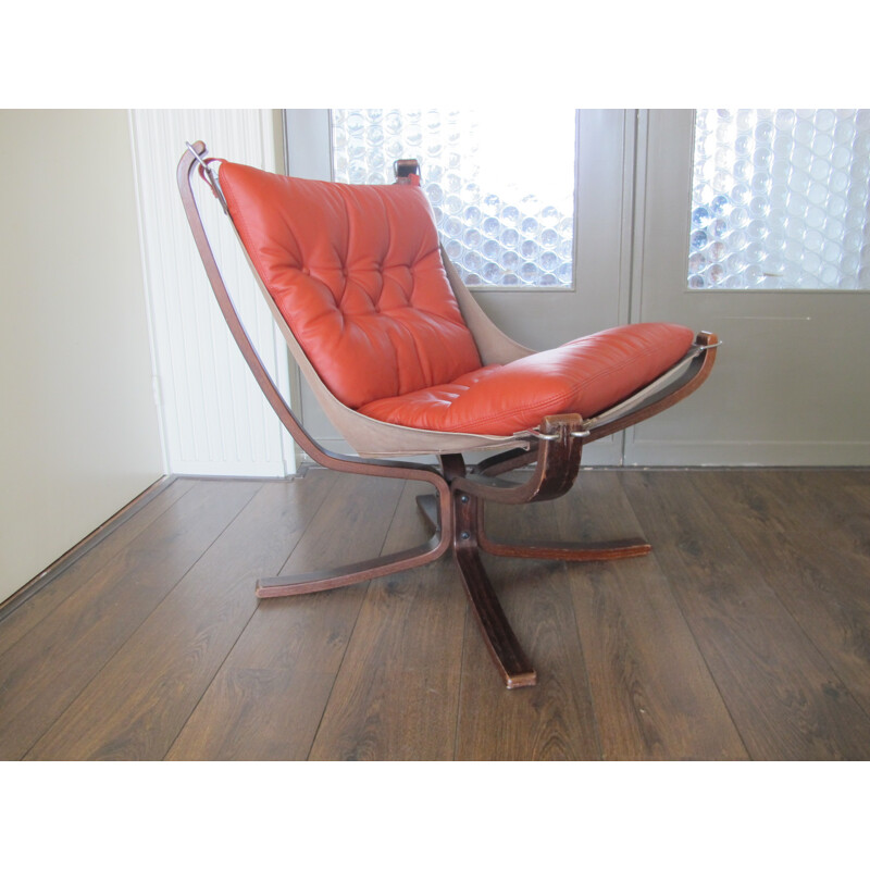 Vatne Mobler Scandinavian "Falcon" armchair in orange leather, Sigurd RESSEL - 1960s