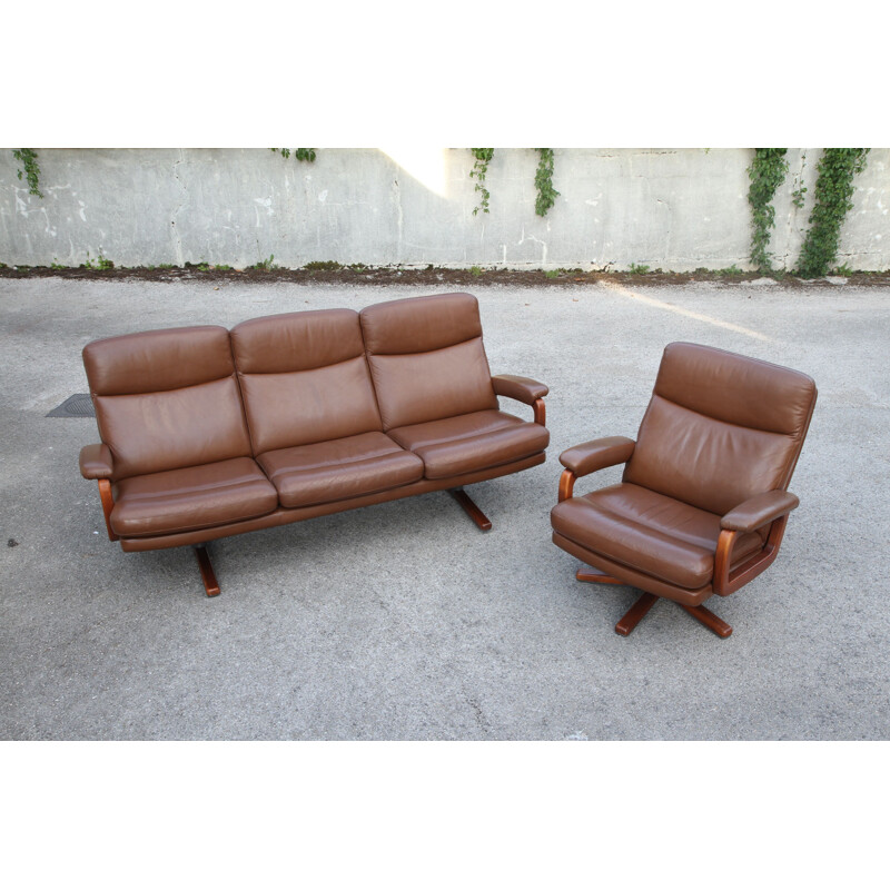 Vintage brown  3 seater leather sofa 1950's